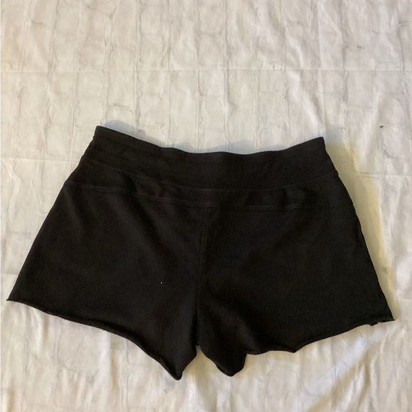 Calvin Klein Raw Hem  Shorts - Picture 2 of 2